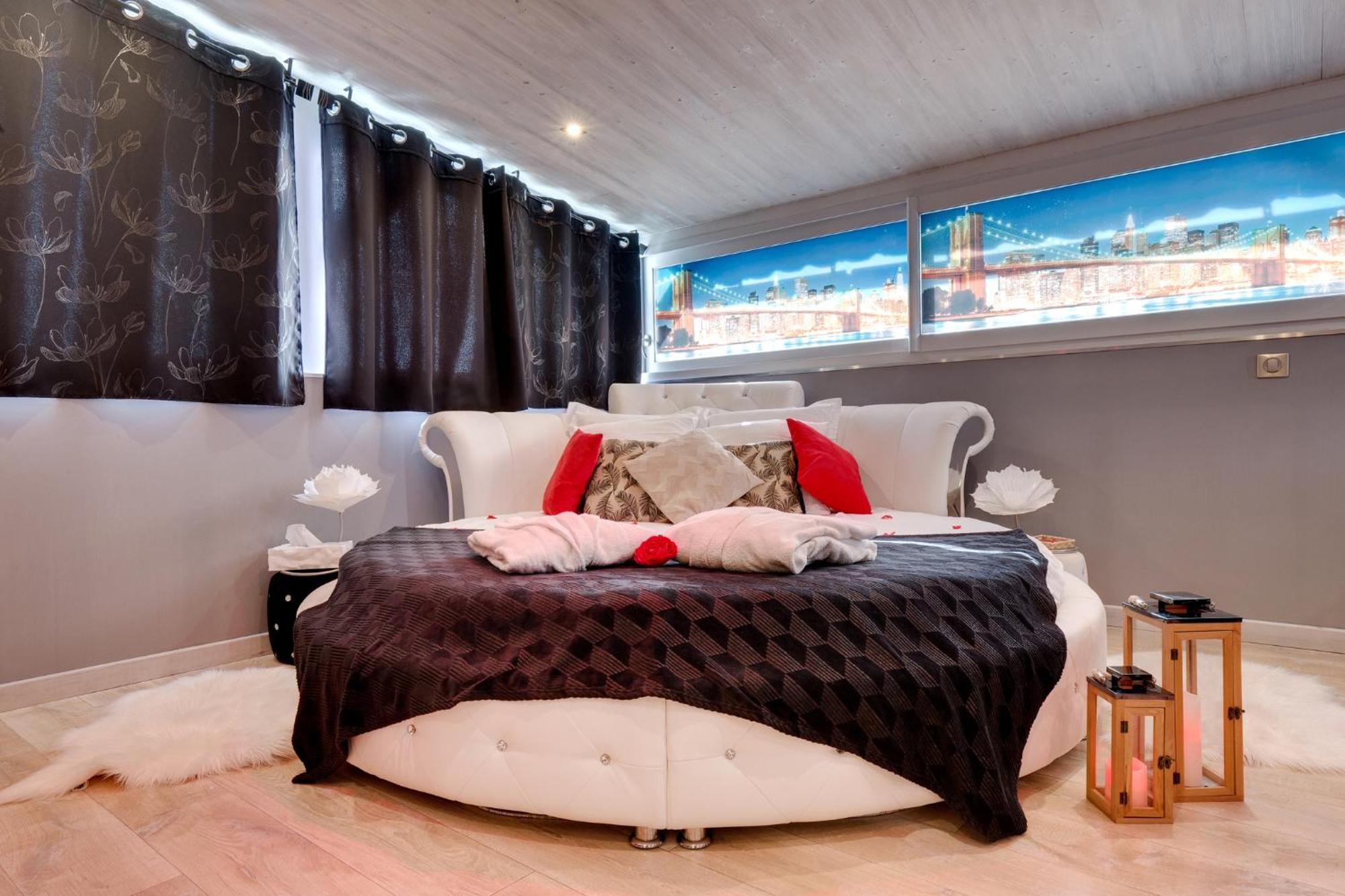 Suite Brooklyn Jacuzzi Βισύ Εξωτερικό φωτογραφία